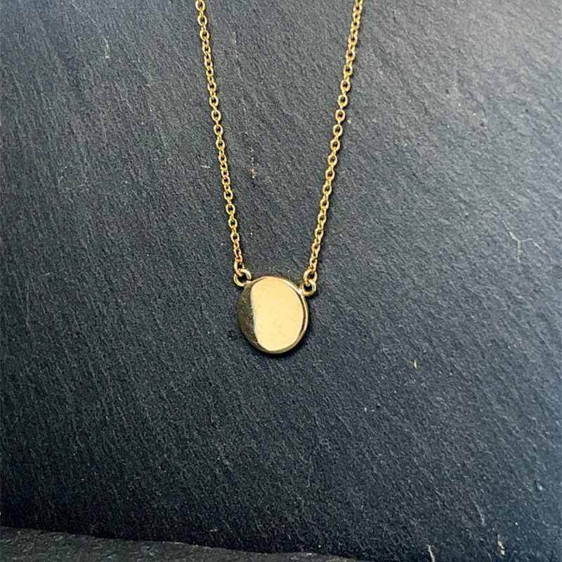 9ct Yellow Gold Circle Pendant Necklace