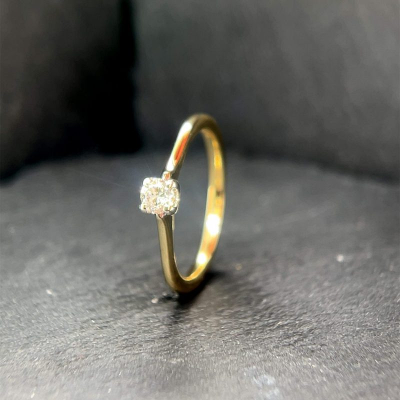 9ct Yellow Gold Solitaire Ring 0.20ct