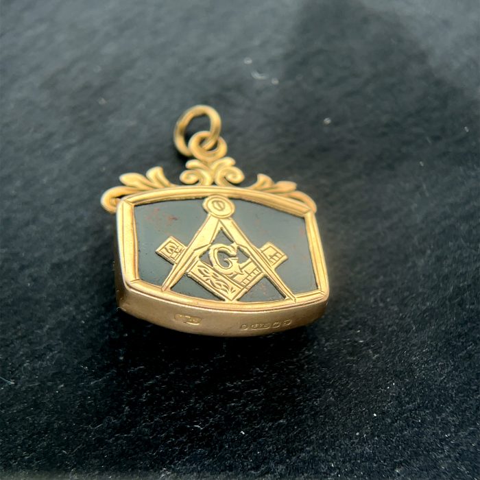 9ct yellow gold masonic fob with bloodstone