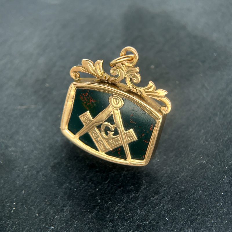 9ct yellow gold masonic fob with bloodstone