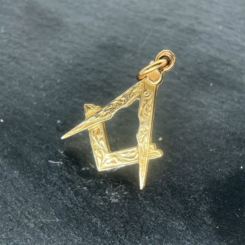 9ct yellow gold square and compass pendant engraved